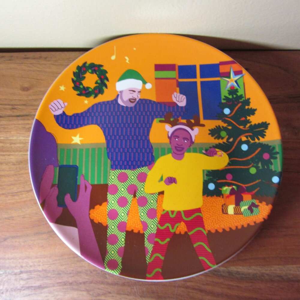 4 for $40 - aurelia durand 2023 wondershop stoneware plate (W4137)
